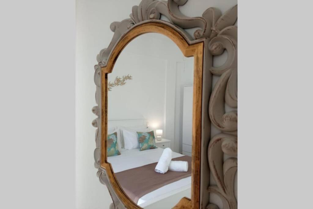Sonia'S Luxury Apartment With Jacuzzi Kamilari Dış mekan fotoğraf